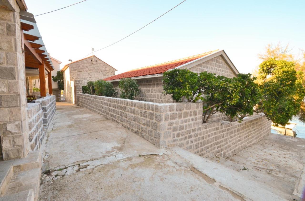 Leut Stone Residence تيفات المظهر الخارجي الصورة